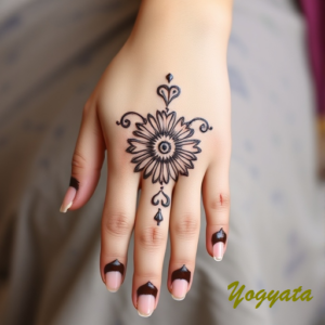 Simple Mehndi DIY design 